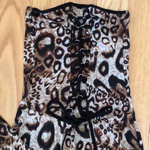 Stretchy Animal Print Strapless Jumpsuit - Picture 5 of 6